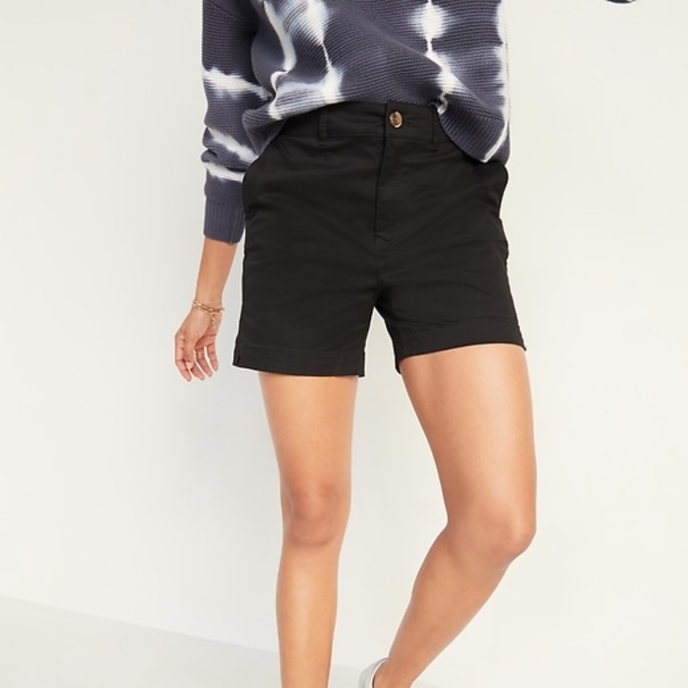Old Navy, High-Waisted Twill Everyday Shorts 5-inch Inseam, Black, Size 4